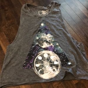 Moon muscle tank
